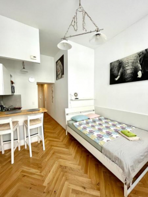 Centra and simple to reach Vienna